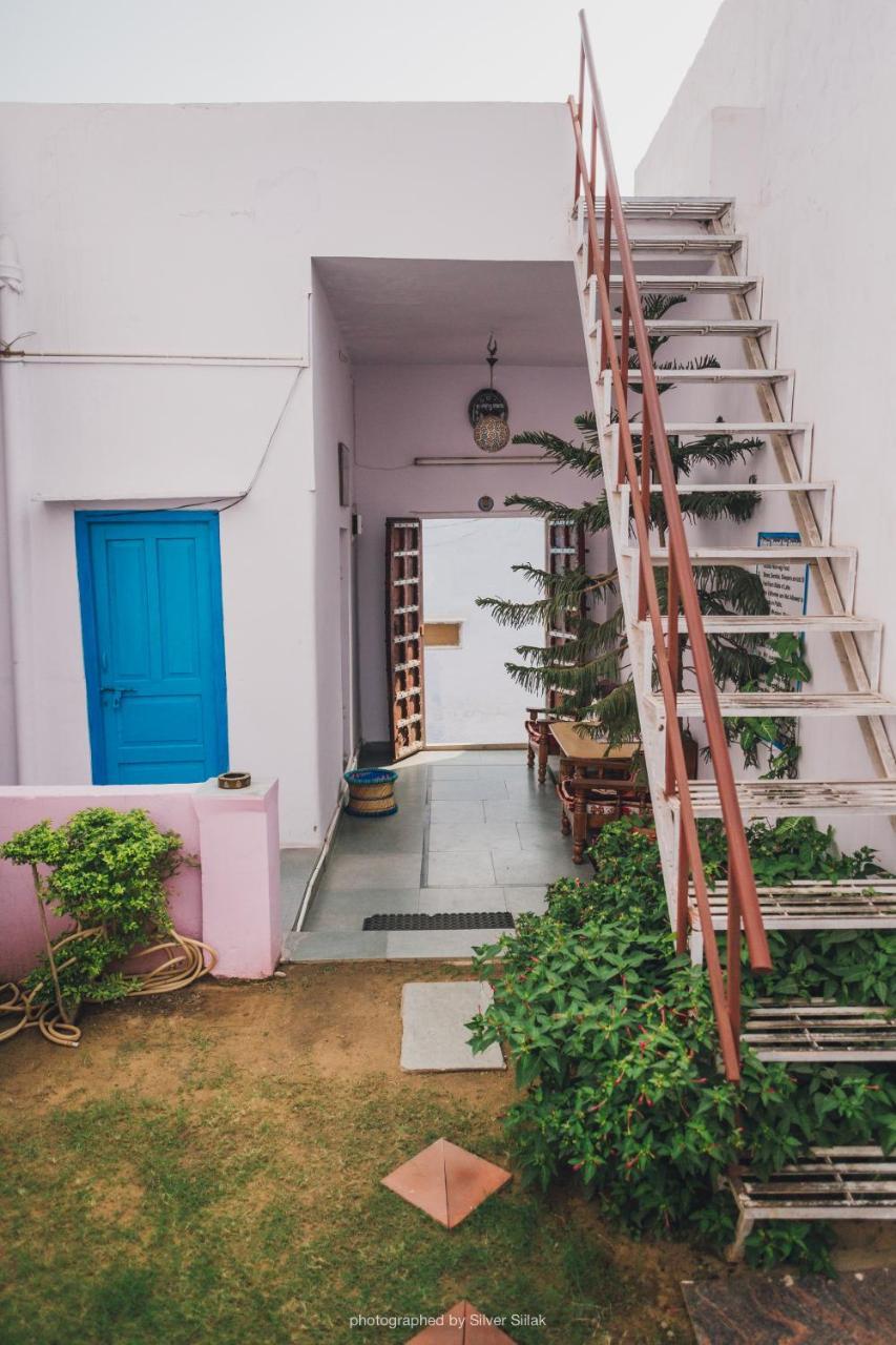 Rajguru Guest House 布什格尔 外观 照片