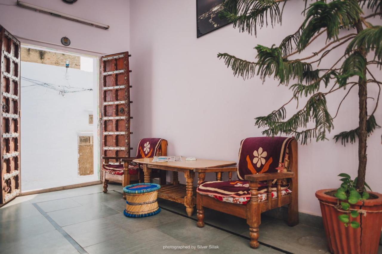 Rajguru Guest House 布什格尔 外观 照片