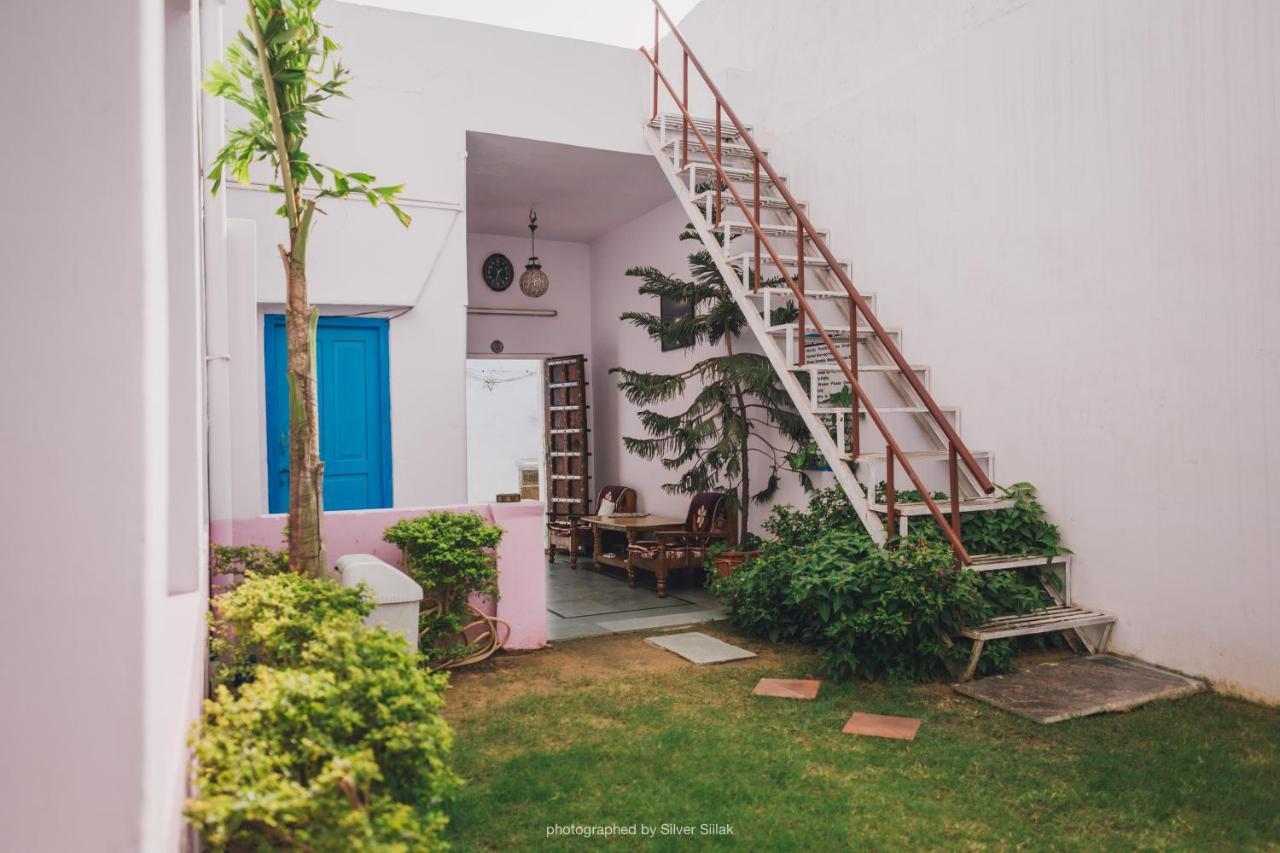 Rajguru Guest House 布什格尔 外观 照片