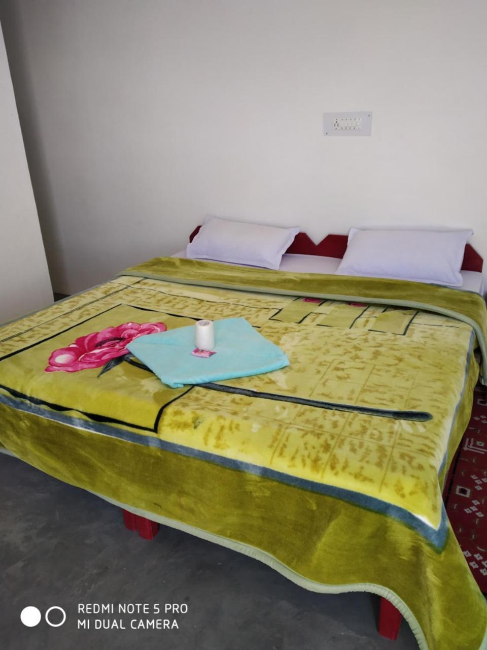 Rajguru Guest House 布什格尔 外观 照片
